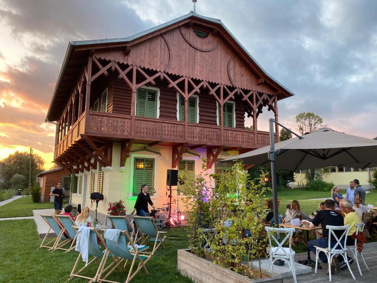 Villa Ruska Daca Ljubljana Exterior photo